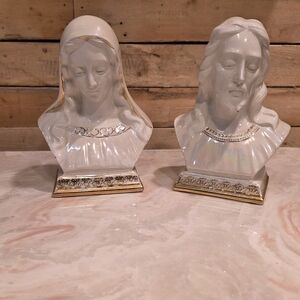 Vintage Holland Mold Ceramic Busts of Jesus and the Blessed Virgin Mary. 
